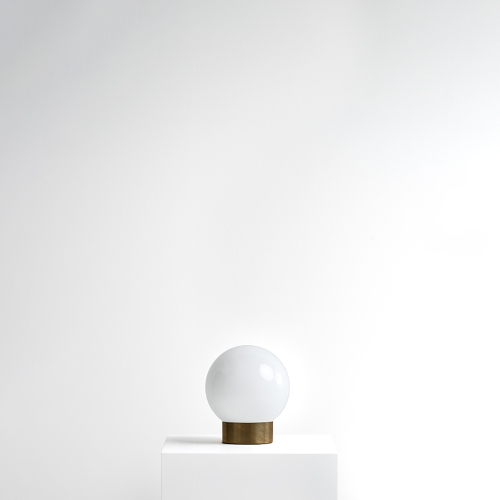 Lampada da tavolo Bulma frontale