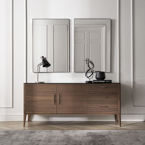 Credenza Club in legno noce canaletto ambientazione