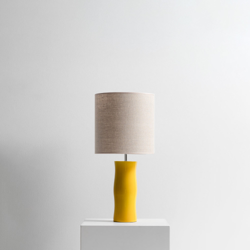 Lampada da tavolo Matisse colore giallo mimosa con paralume