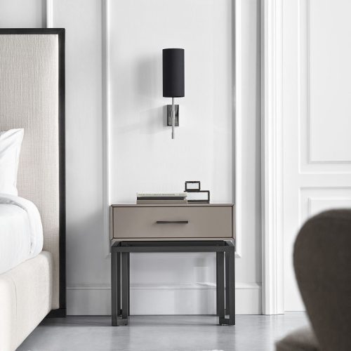 Comodino Oro ambientazione zona notte