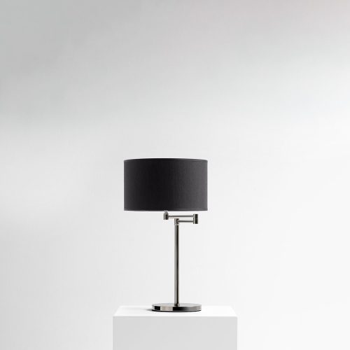 Lampada da tavolo William in nichel con paralume nero frontale