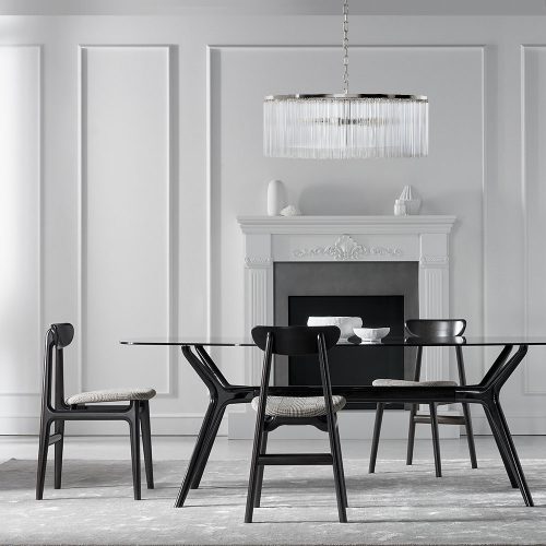Tavolo Zoe glossy con piano in vetro dark ambientazione zona pranzo