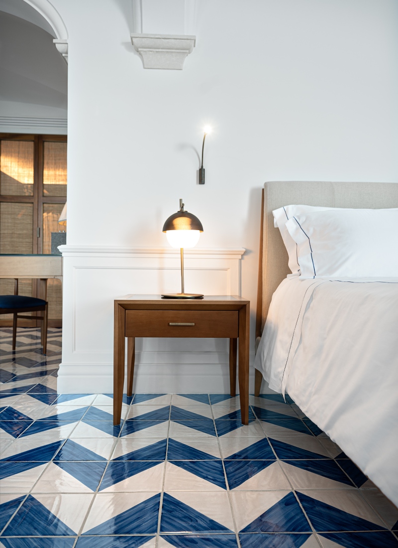 coastal hotel furniture